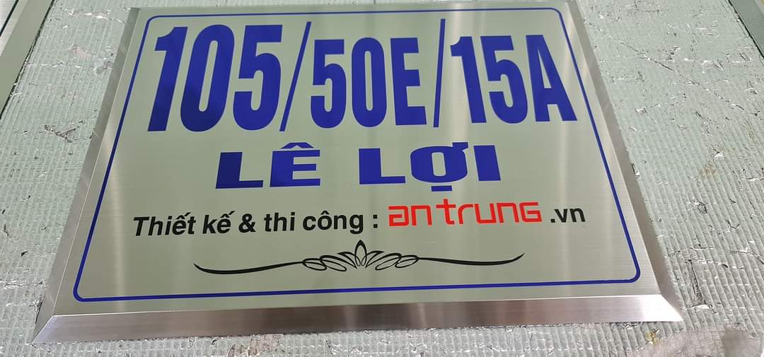 Bảng số nhà inox màu trắng xước